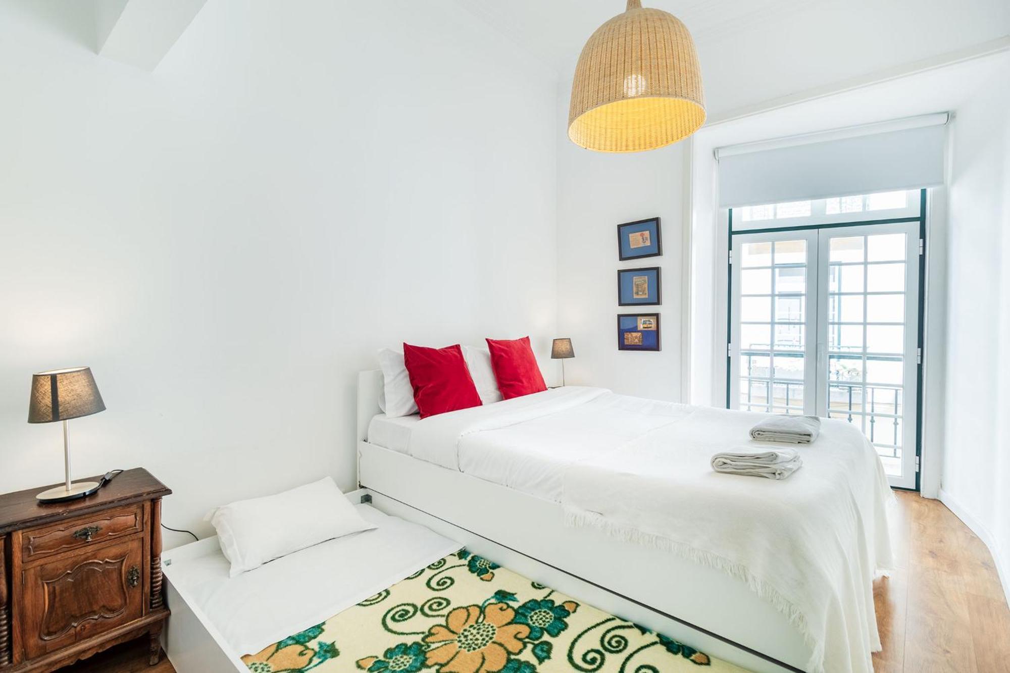 Chagas 17 By Central Hill Apartments Lisbon Room photo